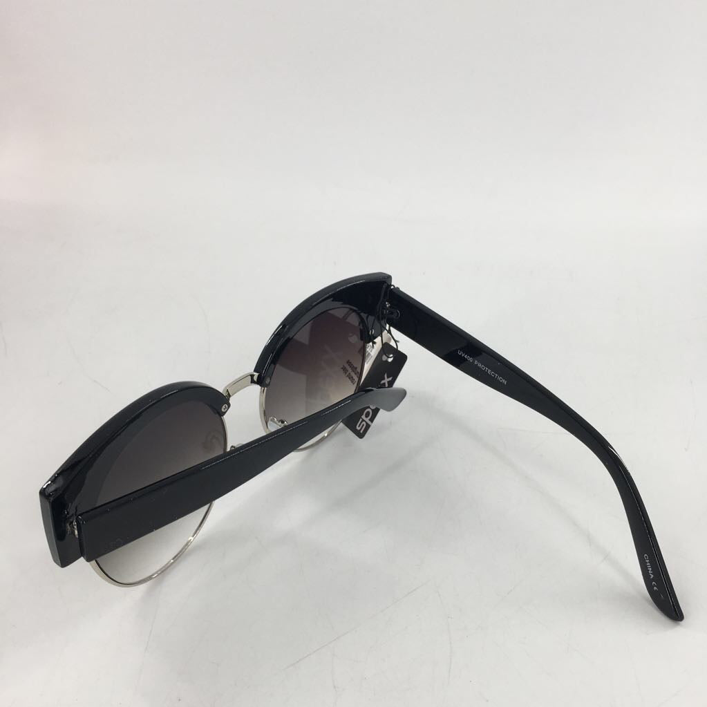 round black frame sunglasses