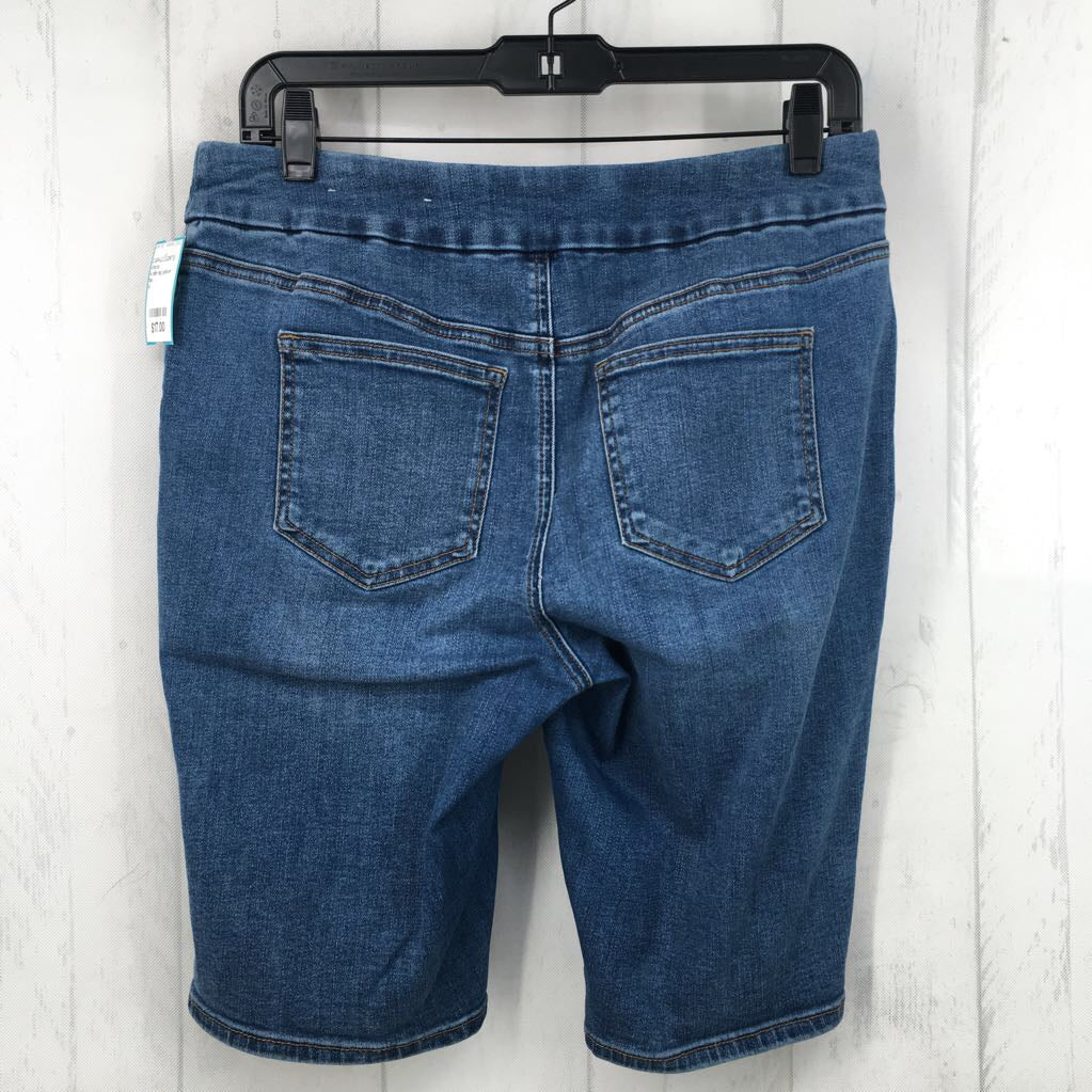 4 slim leg pull-on jean shorts