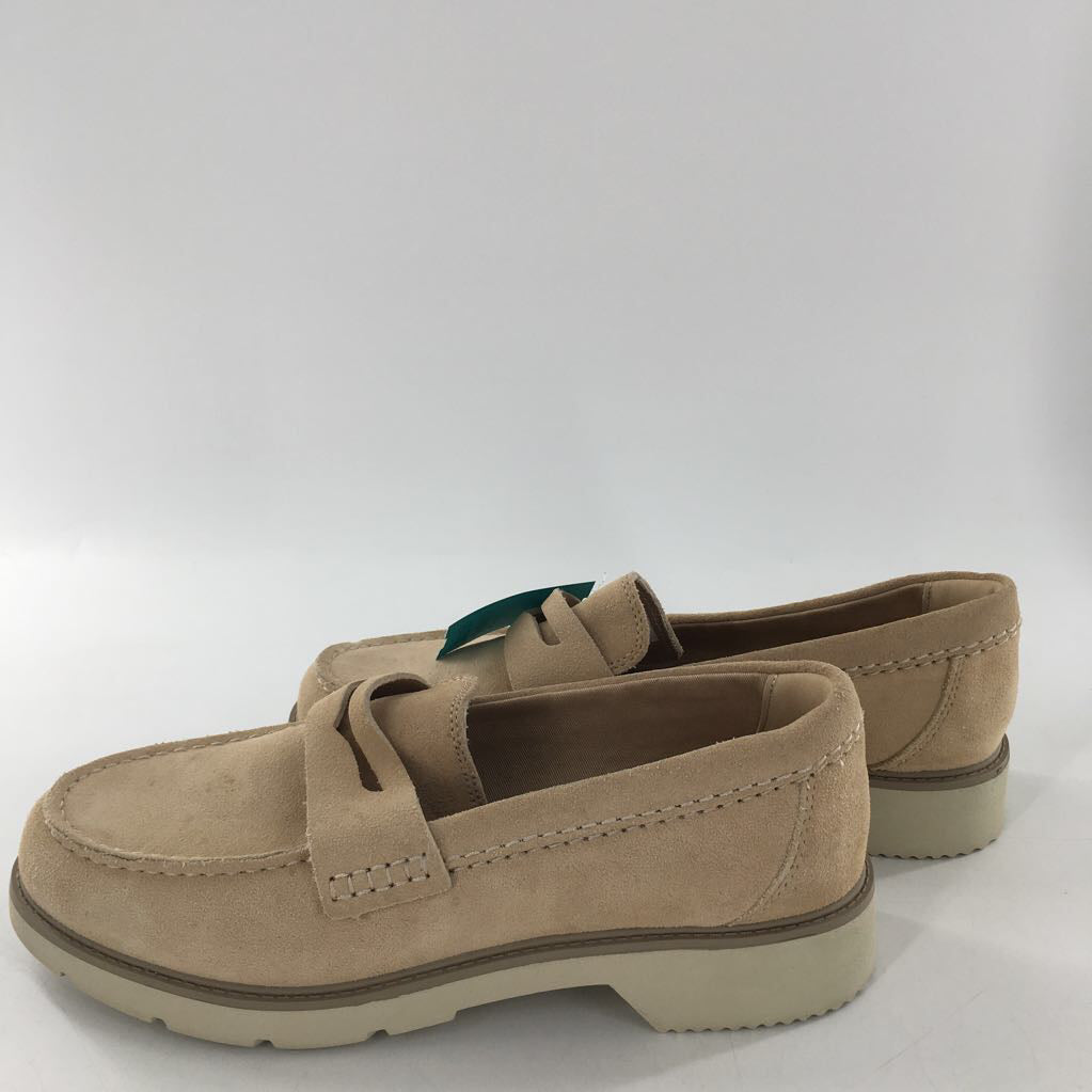 9 suede loafer