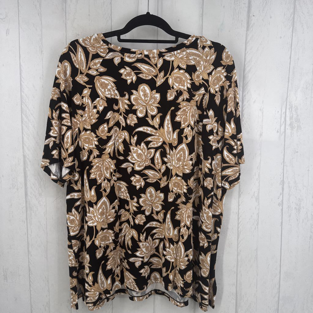 2x s/s paisley/flower print top