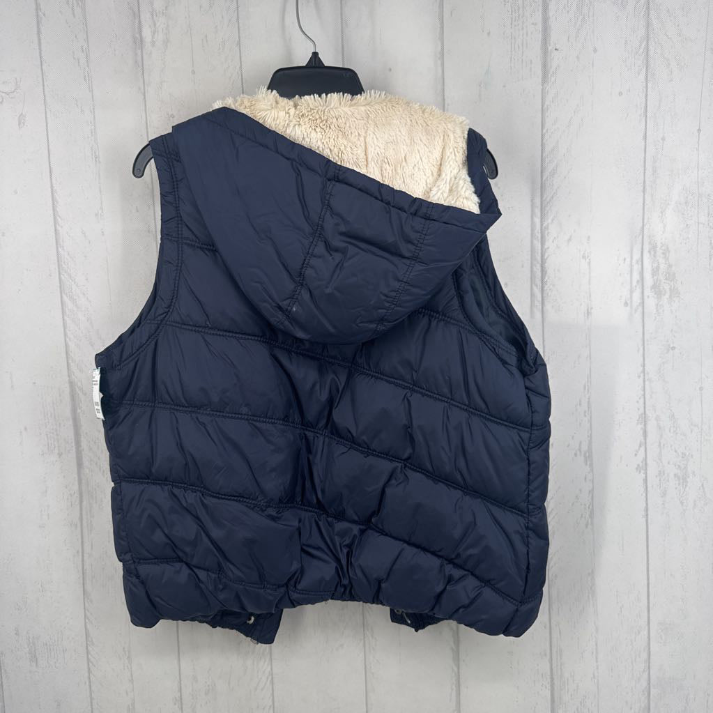 XL hooded puffer vest