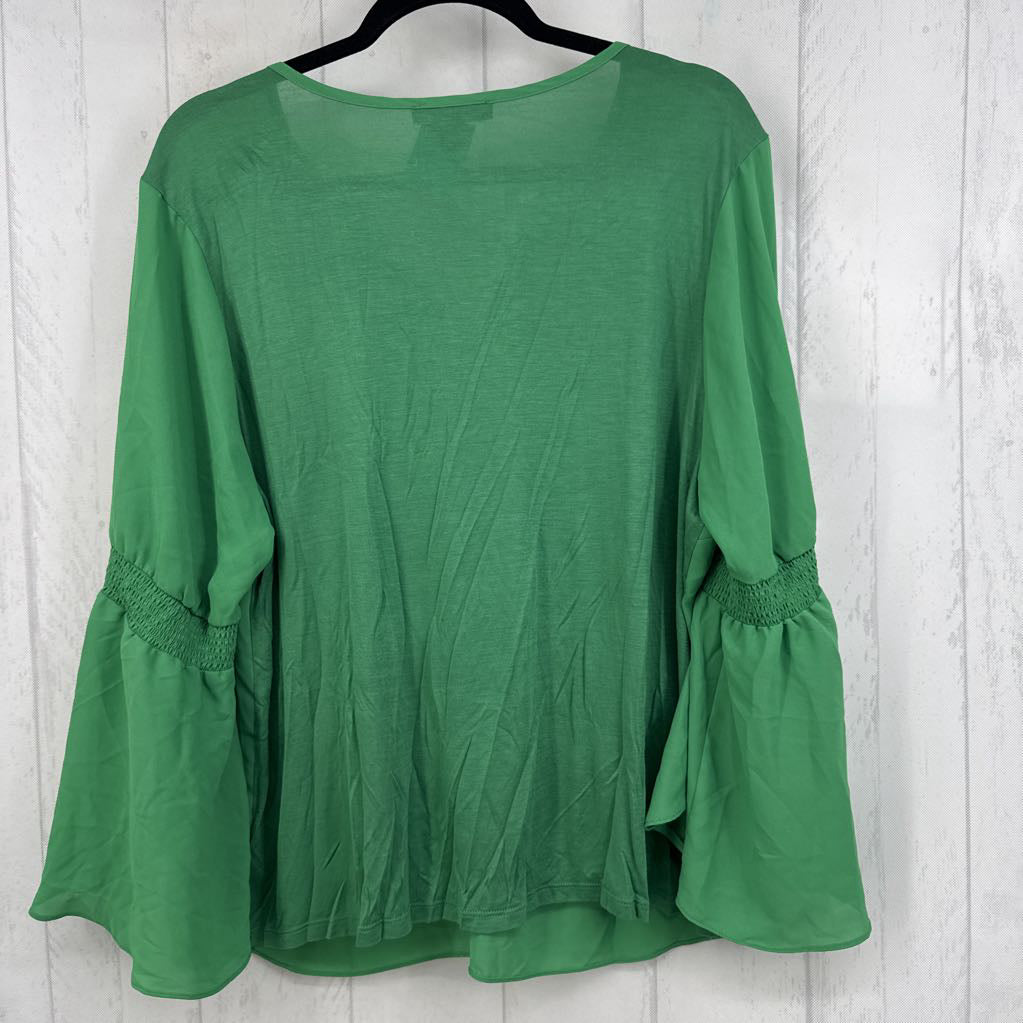 1x smocked bell cuff v-neck top