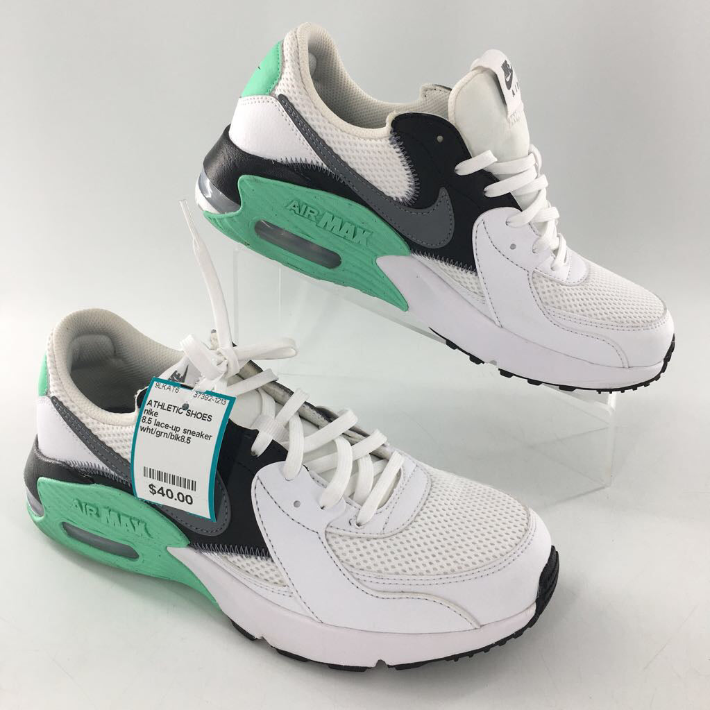 8.5 lace-up sneaker