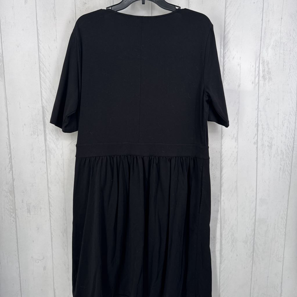 L scoop neck elbow slv dress