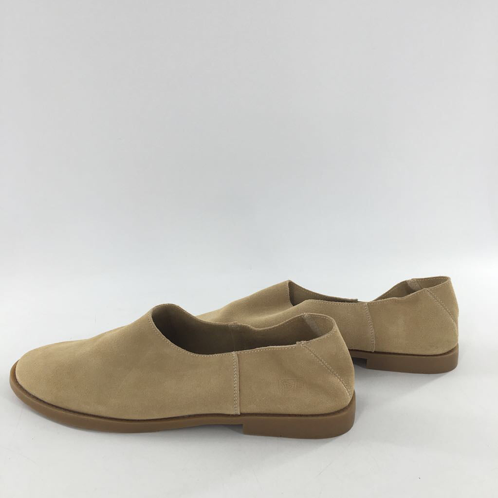 9.5 suede slip-on flats