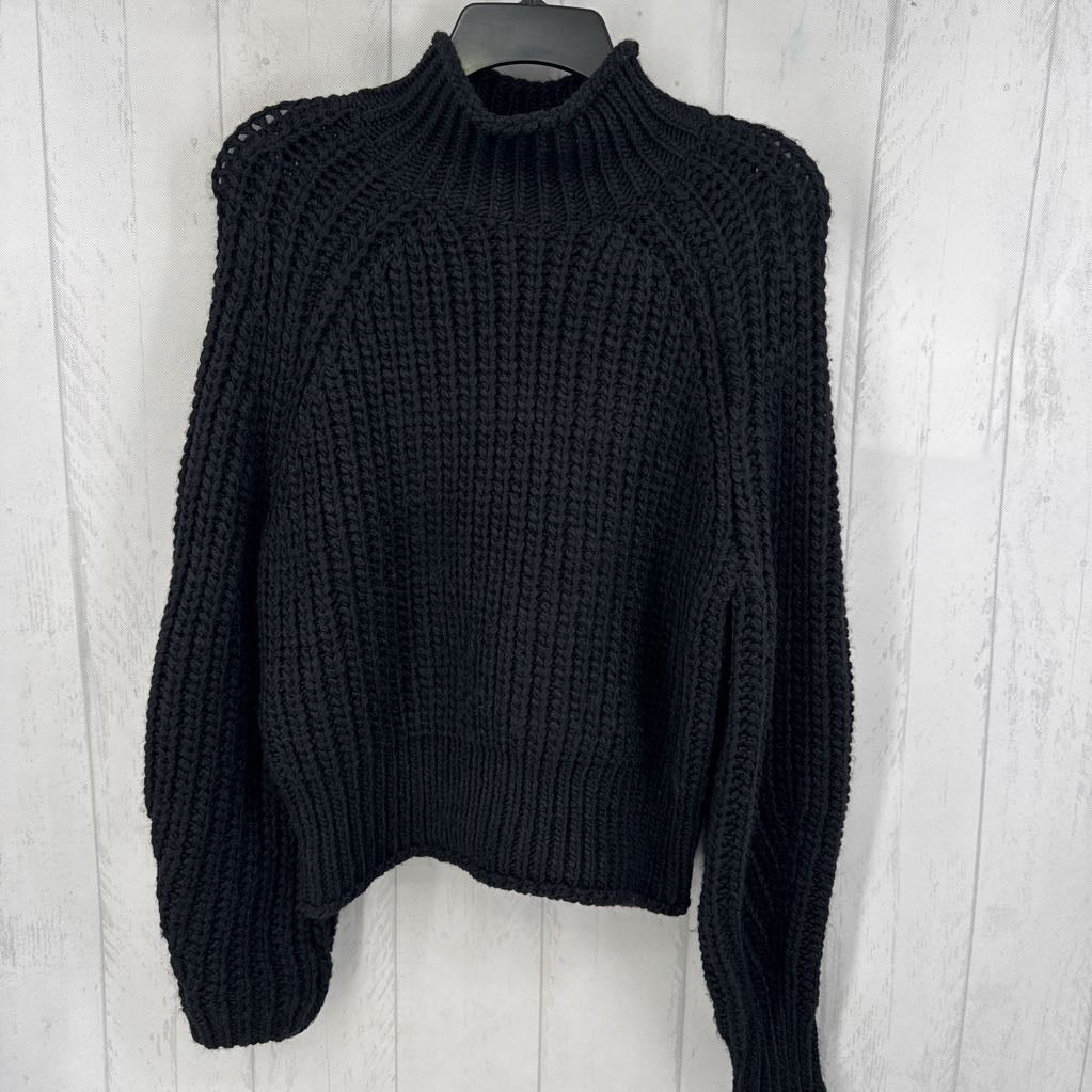 S mockneck sweater