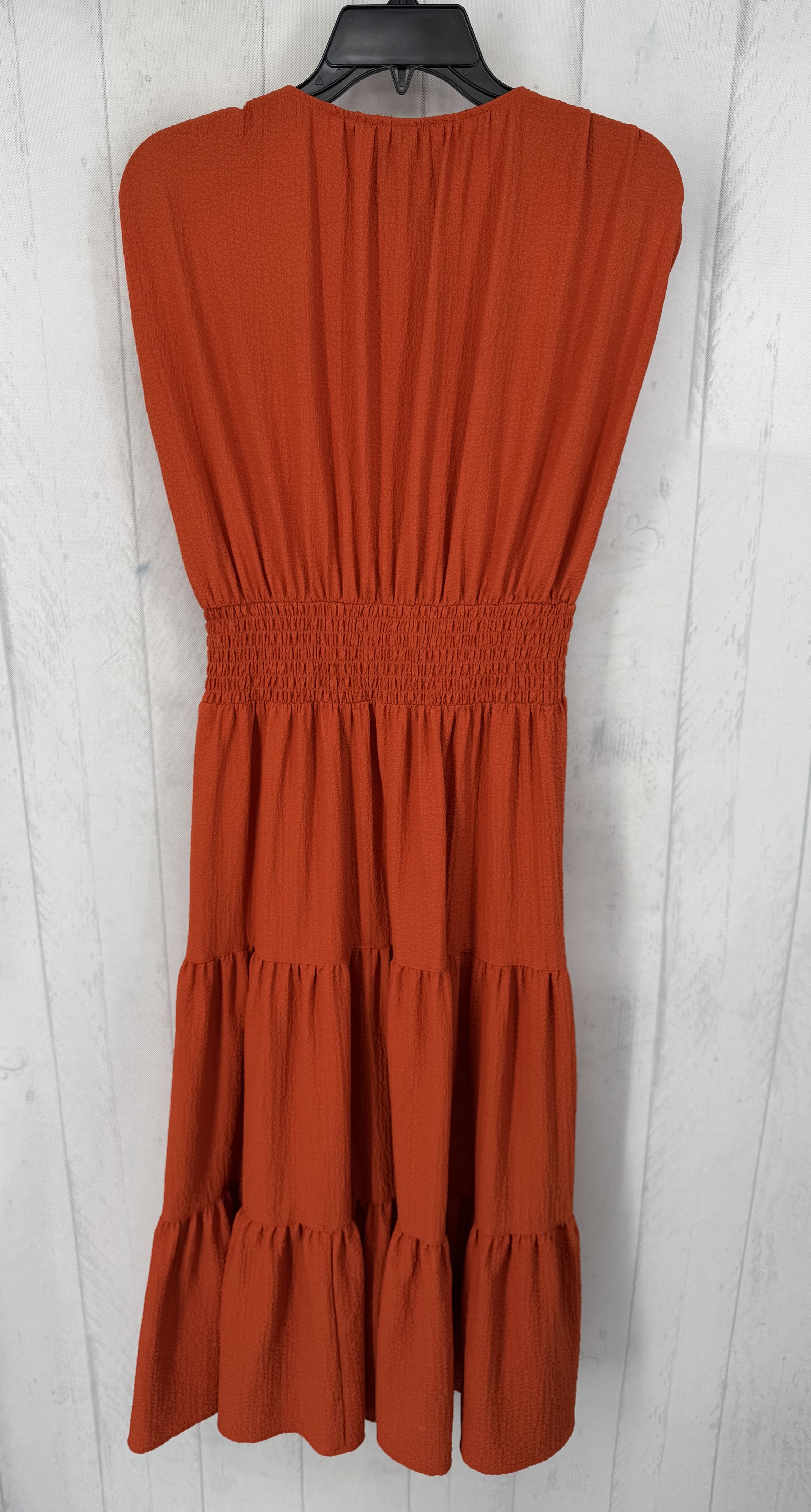 S textured v-neck tiered slvls dress