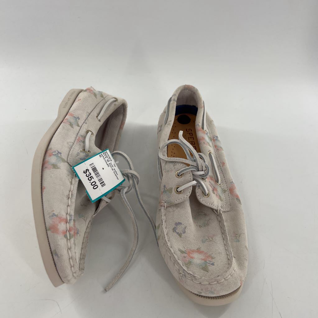 R73 10 floral loafer