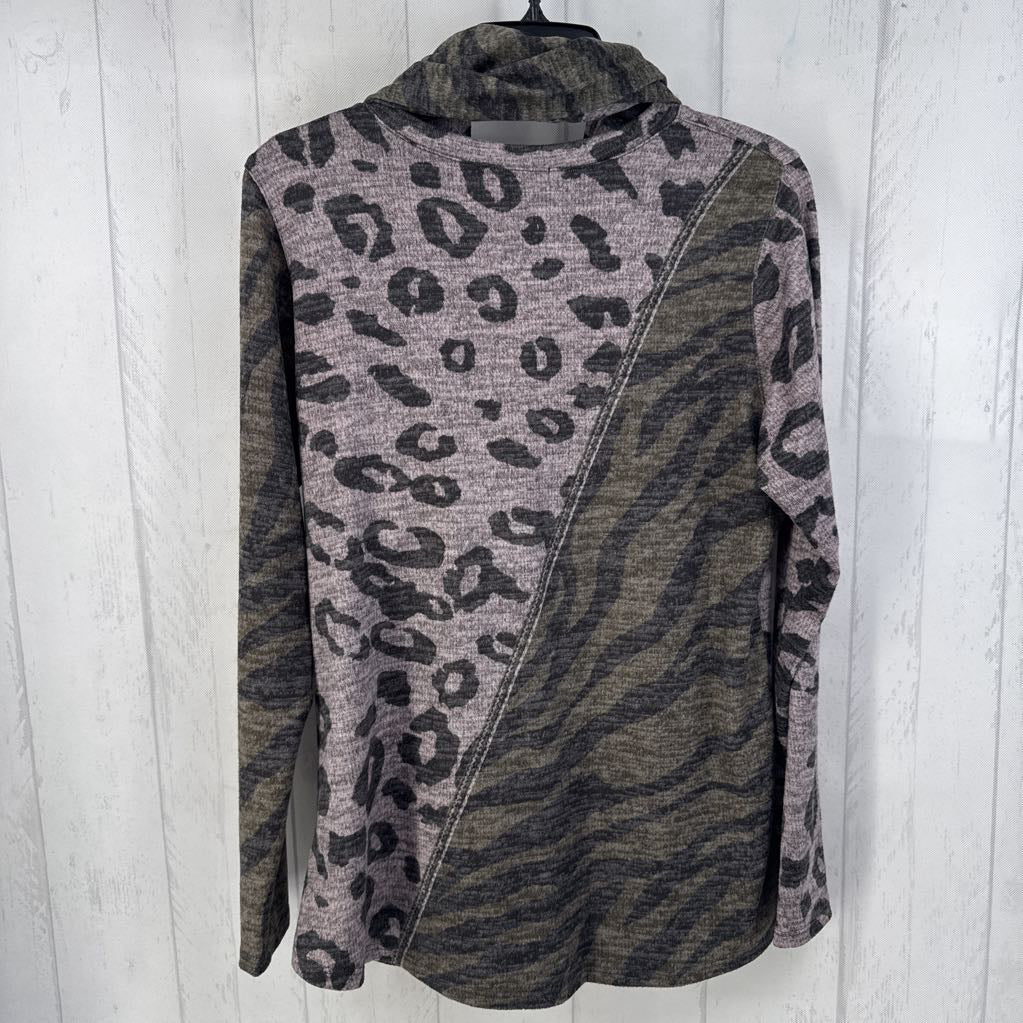 L 2pc animal print scarf & l/s top