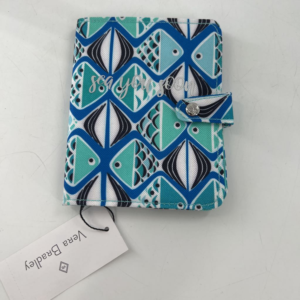 R39 geometric fish pattern passport cover