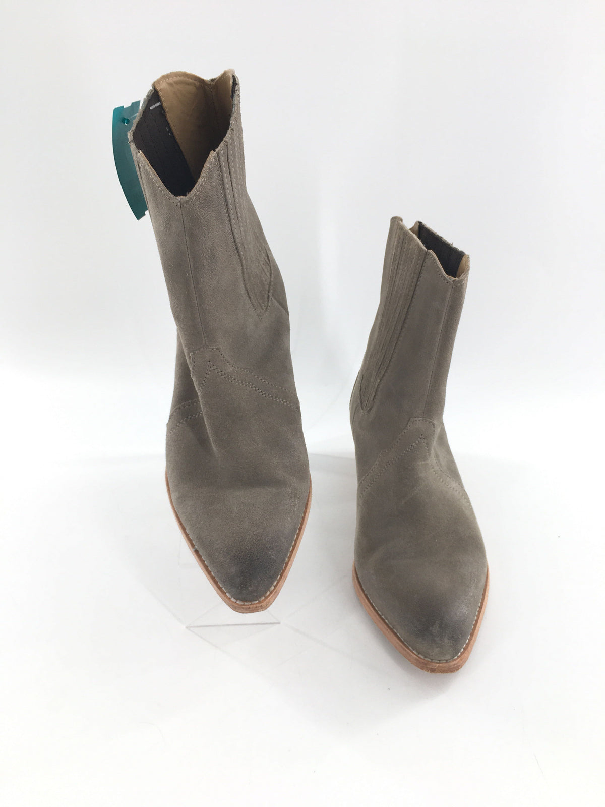7.5 pointed toe chelsea boot