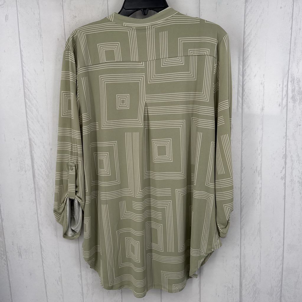 L printed split neck l/s top