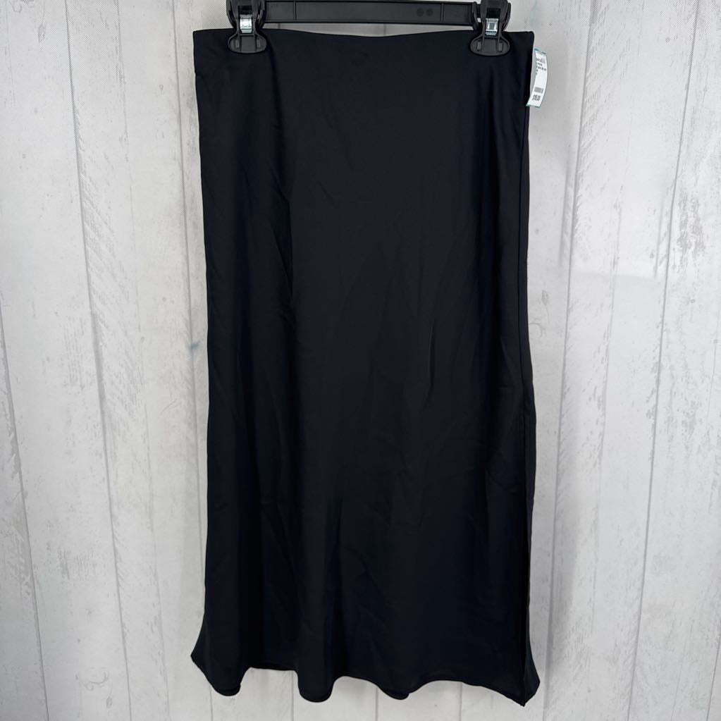 M pull-on silky skirt
