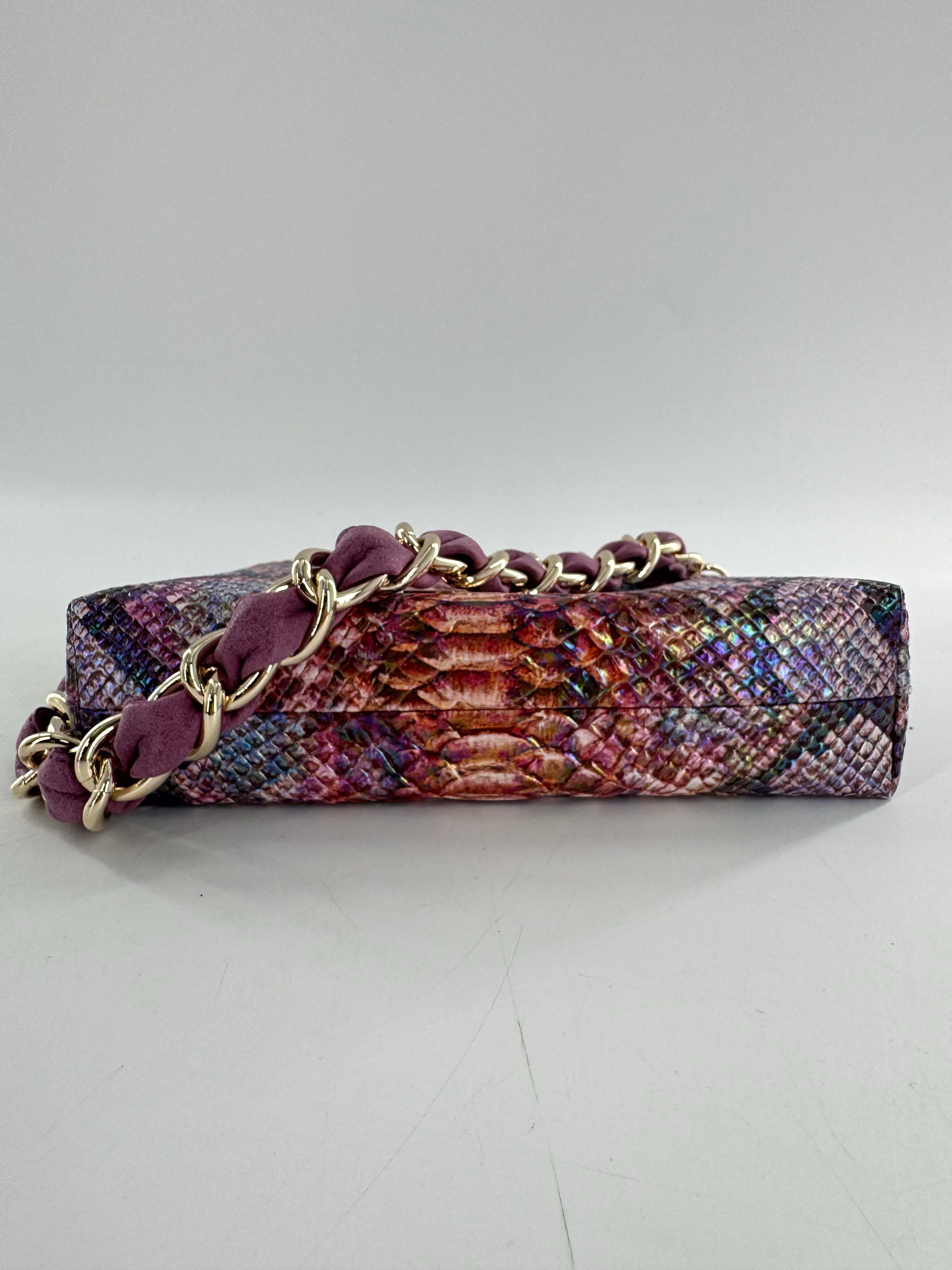 R235 croc embossed ombre shoulder bag