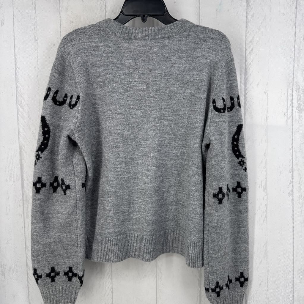 M horseshoe sweater