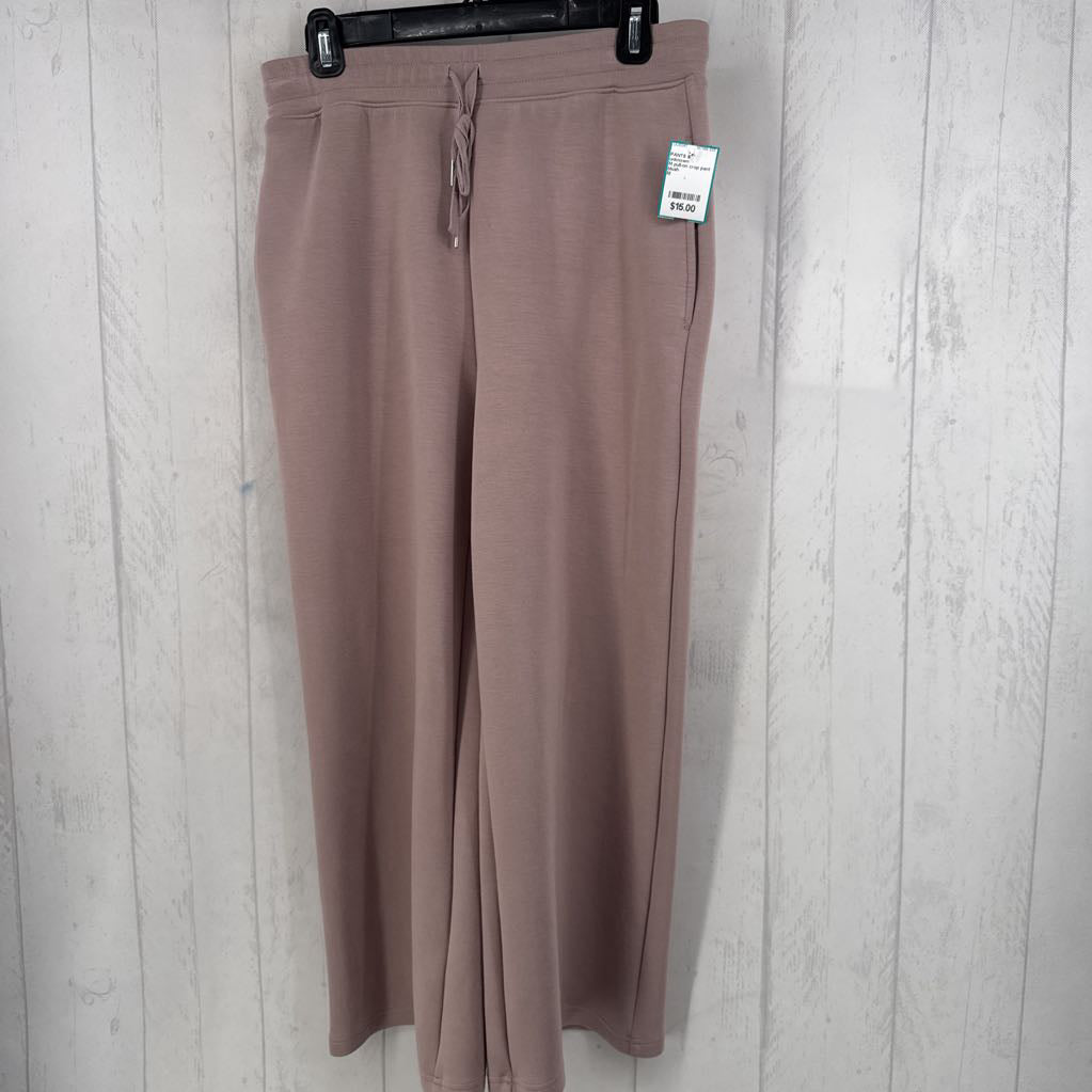 M pull-on crop pant