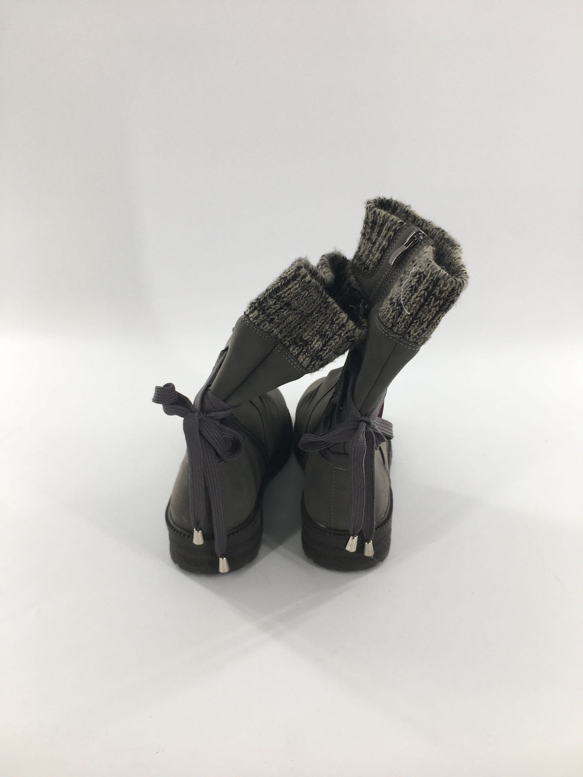 6.5 lace-up back boots