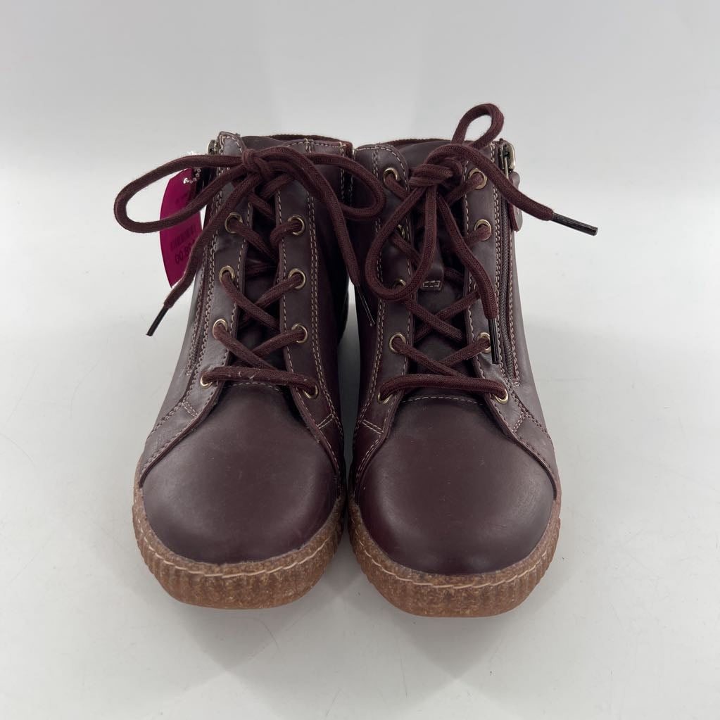 7.5 zip/lace up ankle boots
