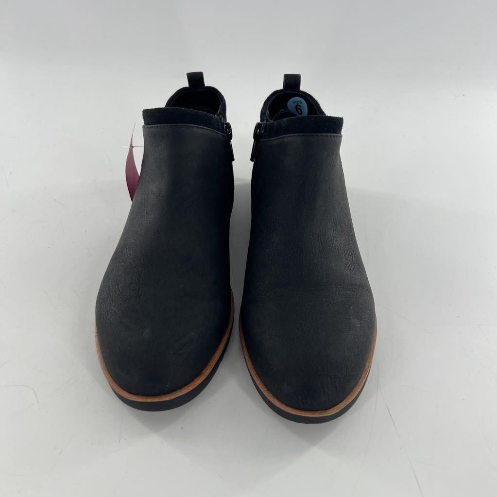 6 ankle bootie