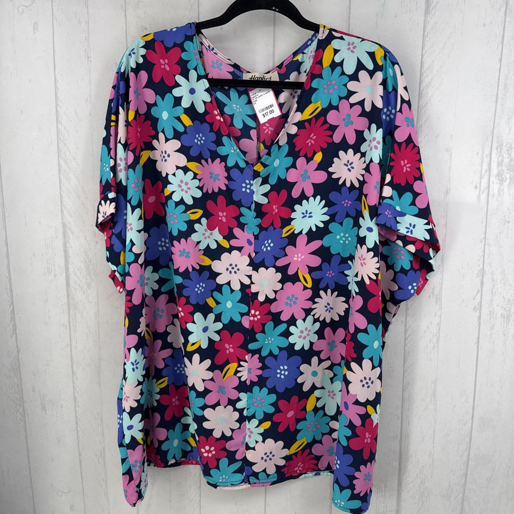 3X flo print v-neck s/s top