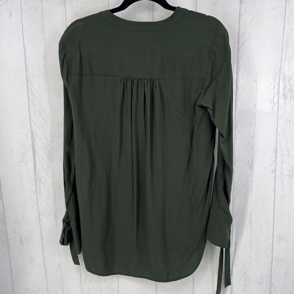 M 1/2 button down l/s top