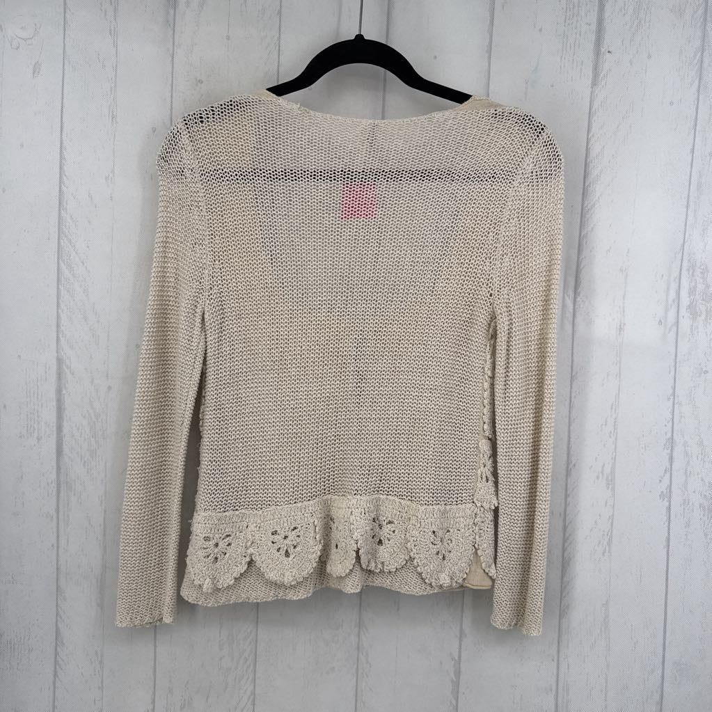 S crochet button front cardi