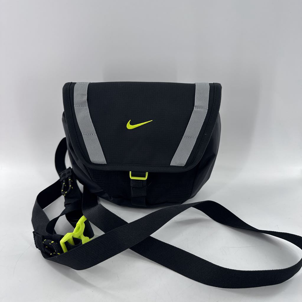nylon crossbody/beltbag