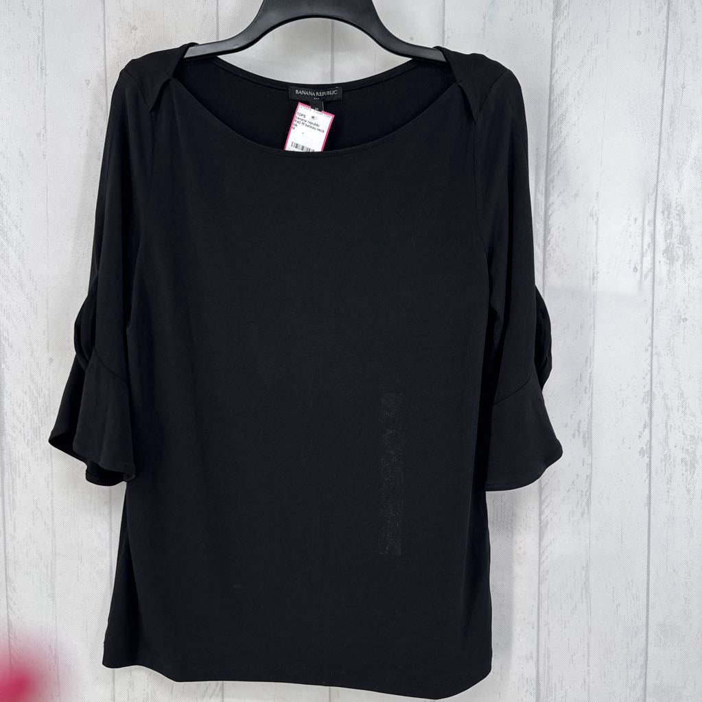 R40 M bateau neck ruffled 3/4 slv top