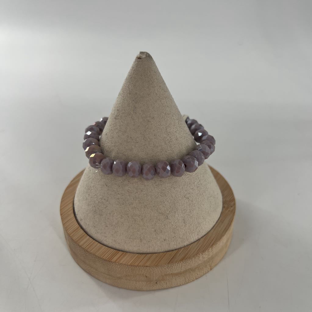 lavender stretch beaded bracelet