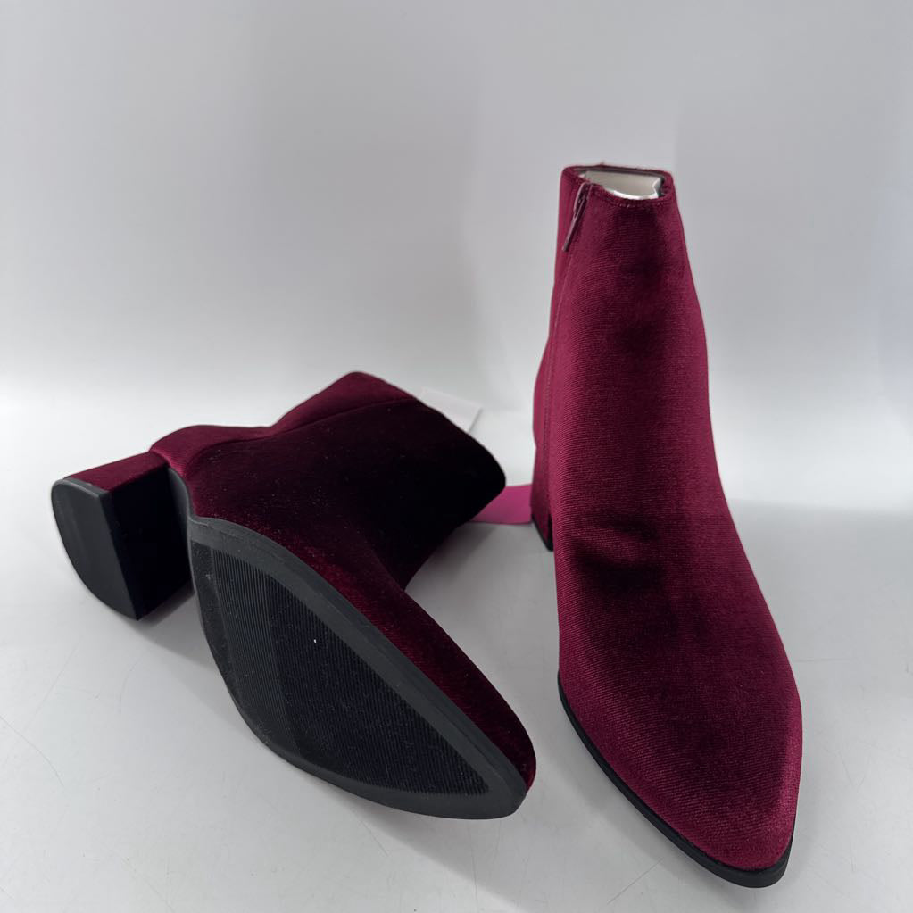 7.5 velvet ankle boot