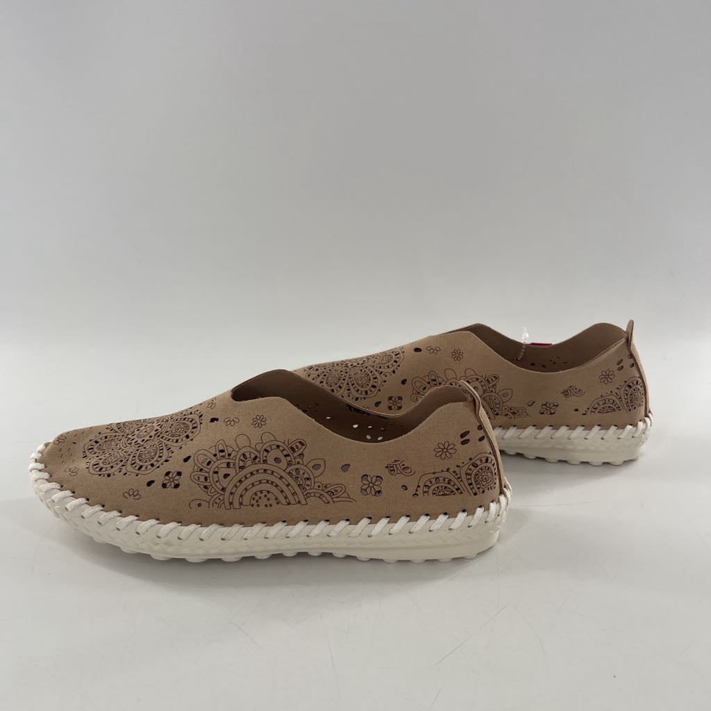 5.5 perforated leather slip-ons