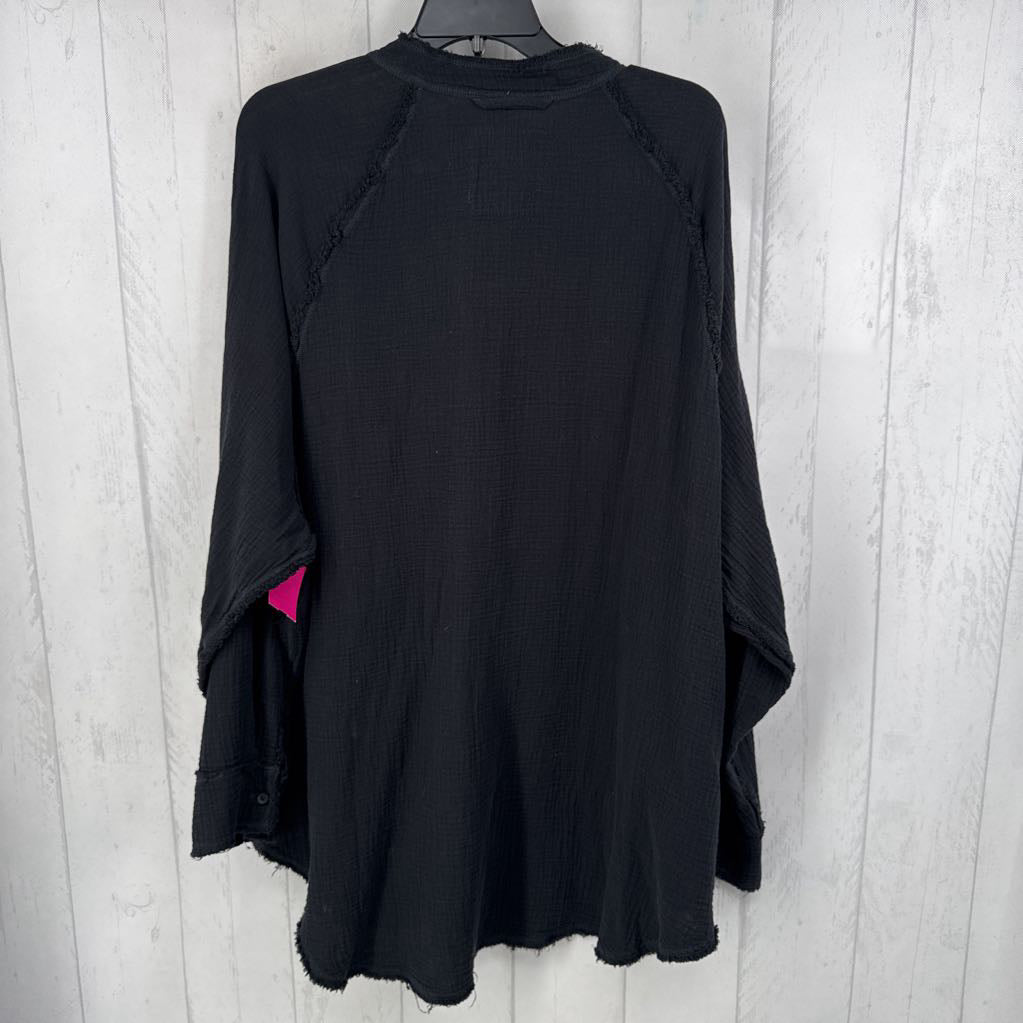 XL gauze button down l/s top