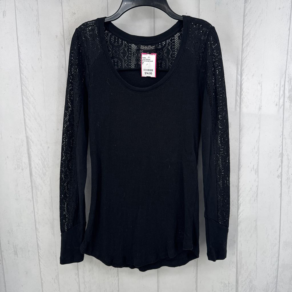 M l/s scoop neck top