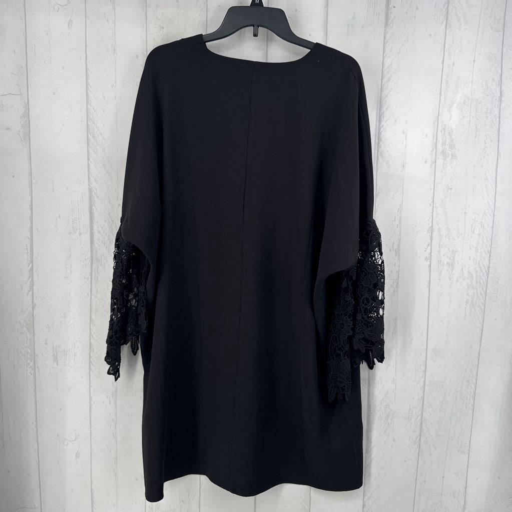 L crochet lace v-neck dress