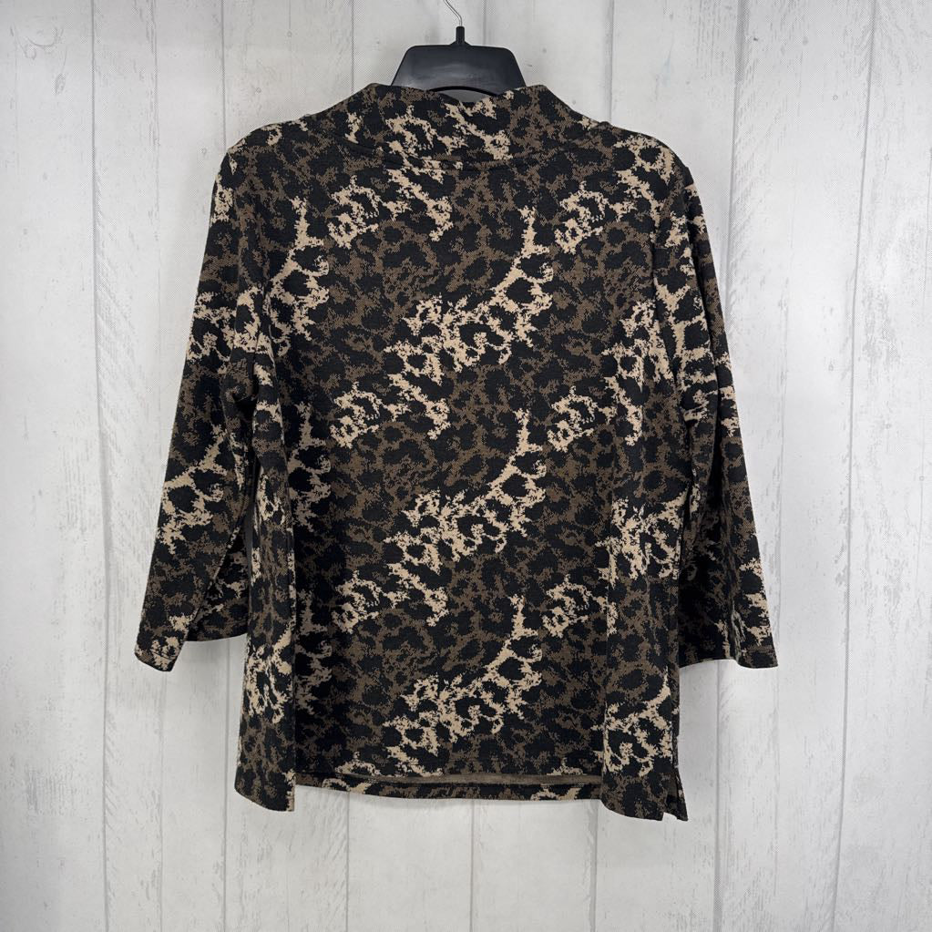 M elbow slv animal print mock neck top
