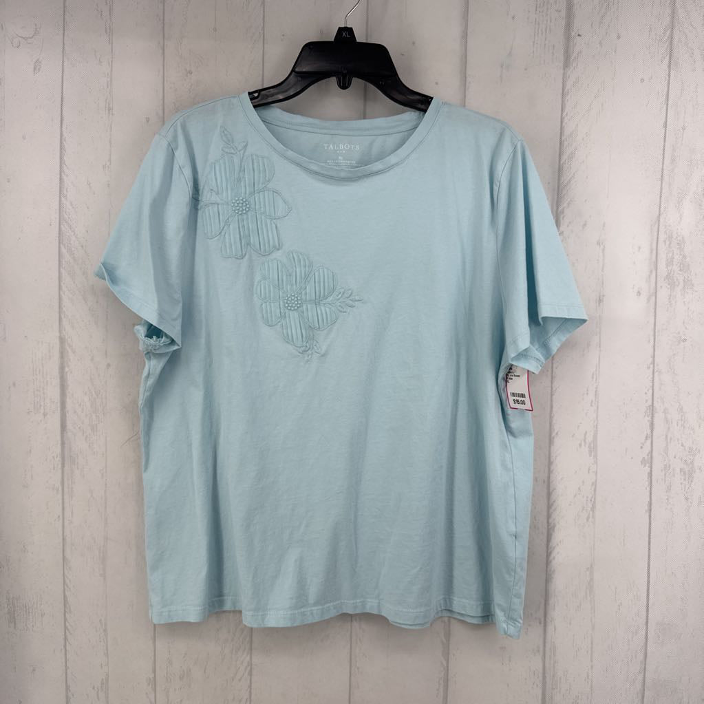 XL s/s flower embroidered applique top