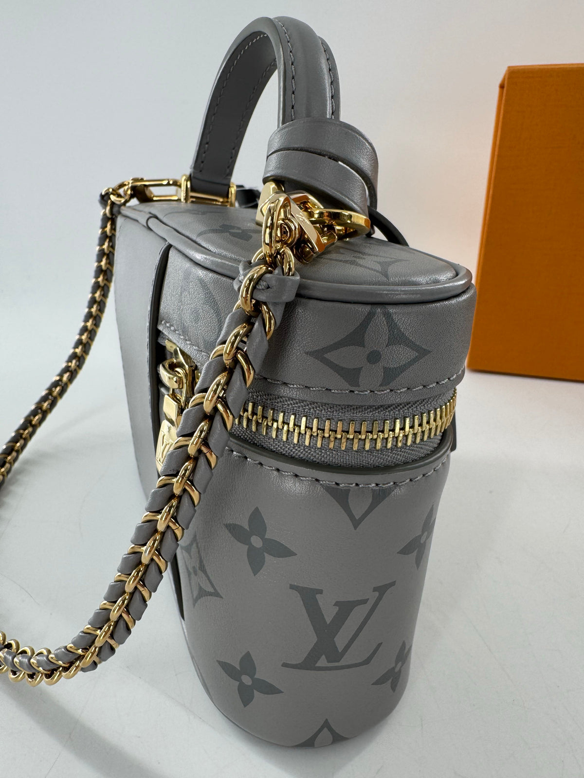 vanity chain pouch reverse monogram satchel w/ box