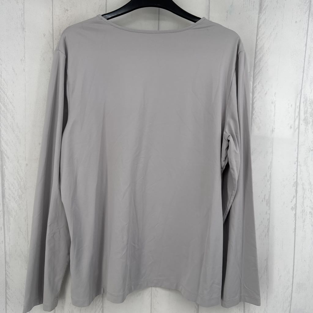 XL round neck l/s tee
