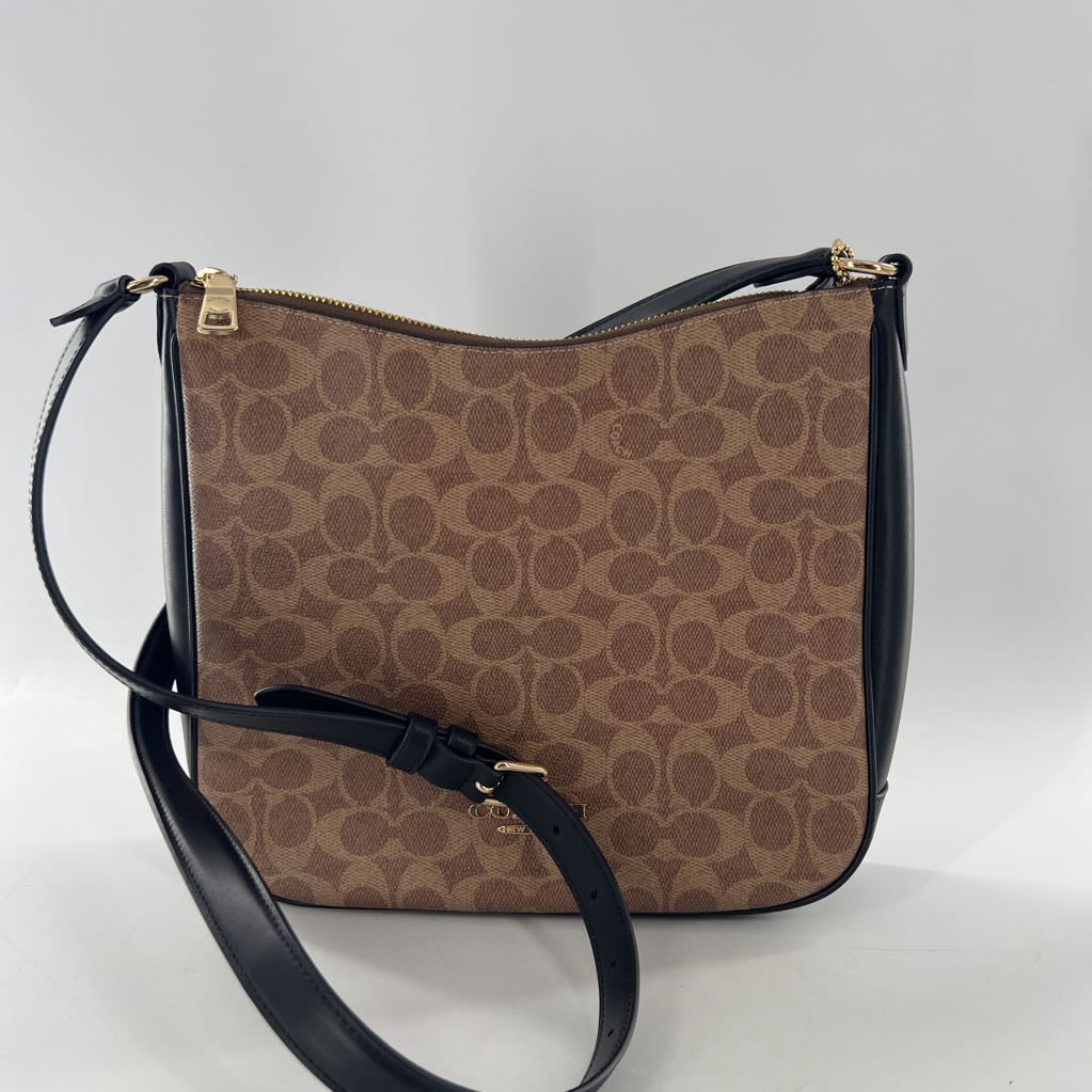 signature file crossbody