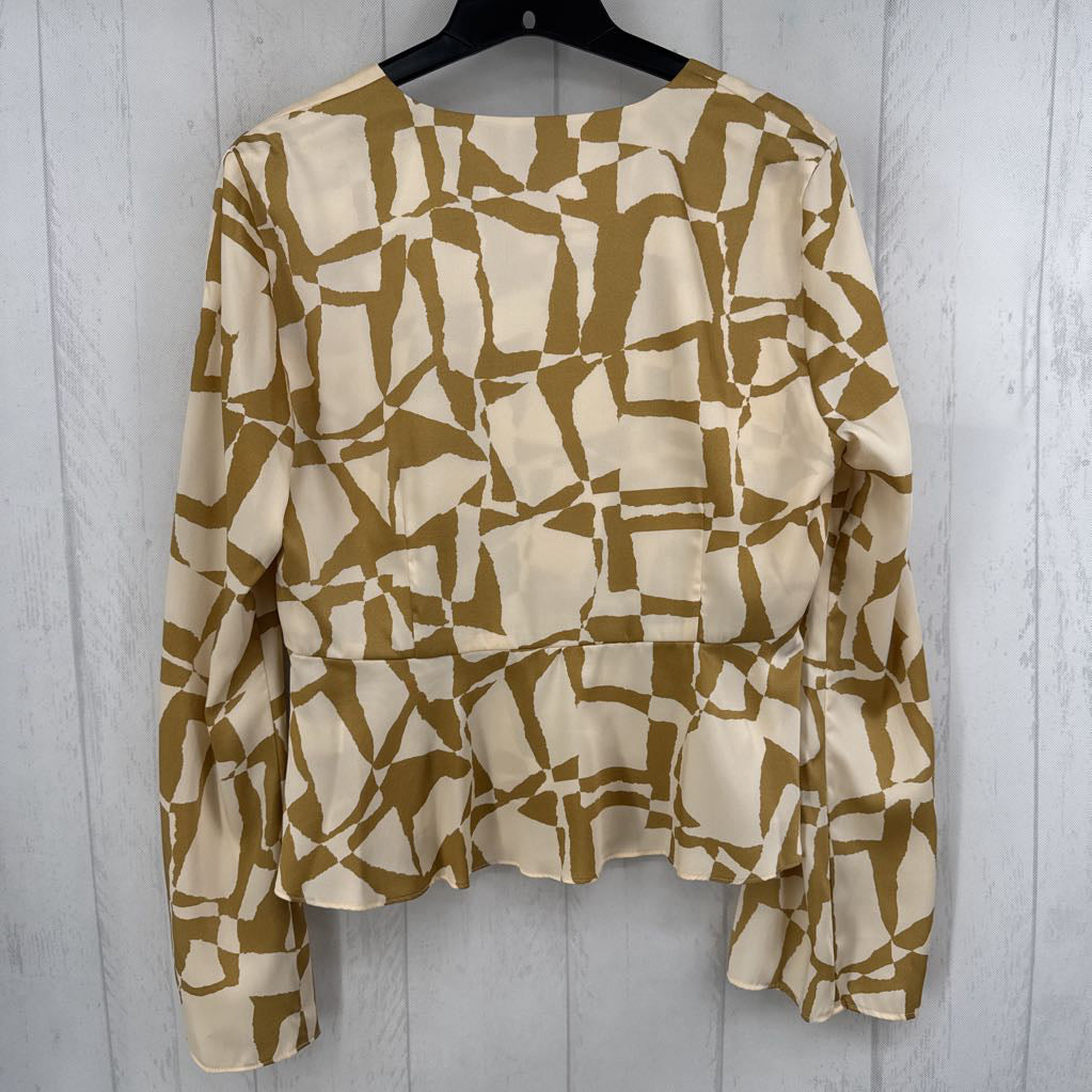 L abstract print bow front bell slv top