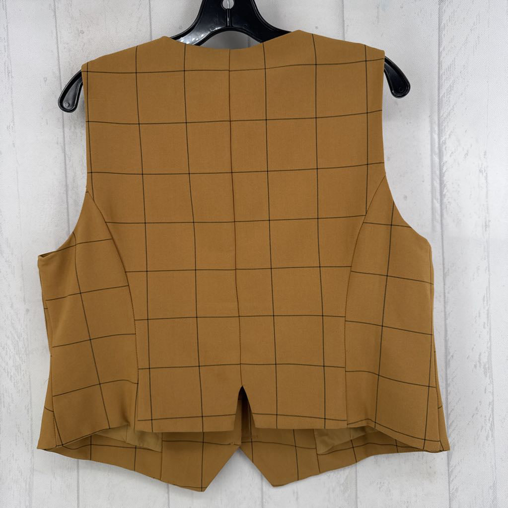 XL checkered vest