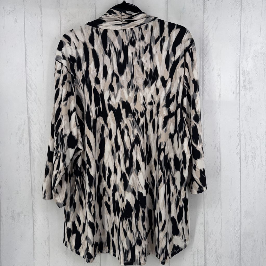 3X printed v-neck 3/4 slv top
