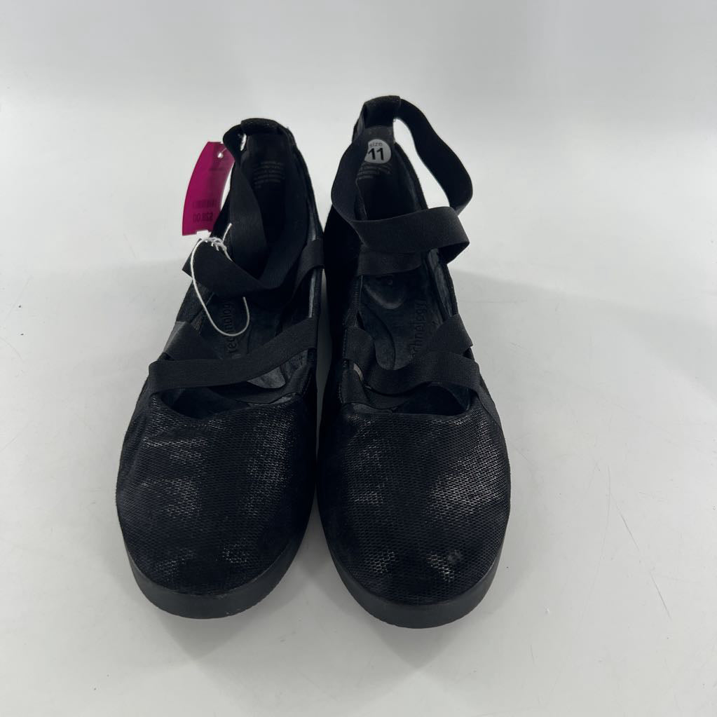 11 criss-cross flats