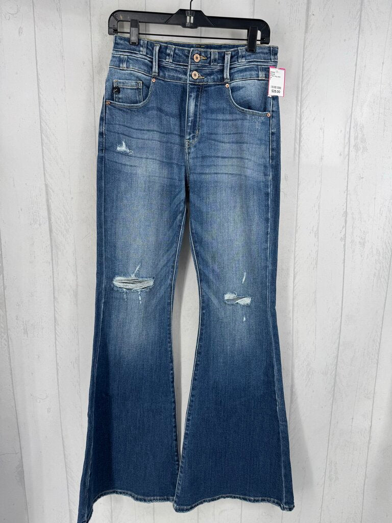 9 flare leg jean