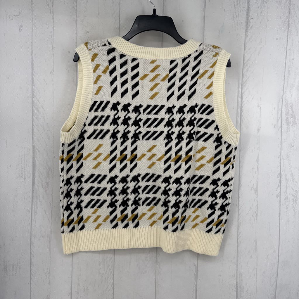 M houndstooth sweater vest