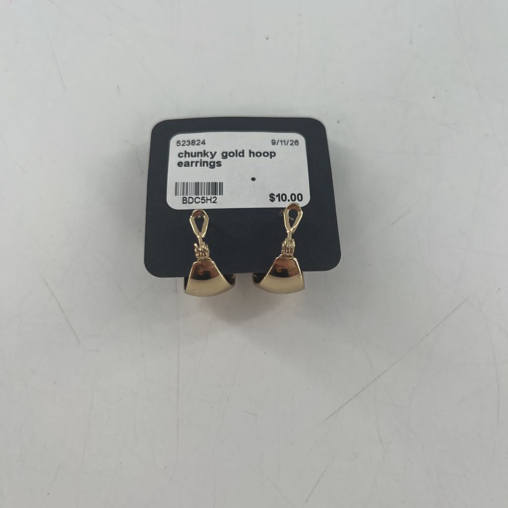 chunky gold hoop earrings