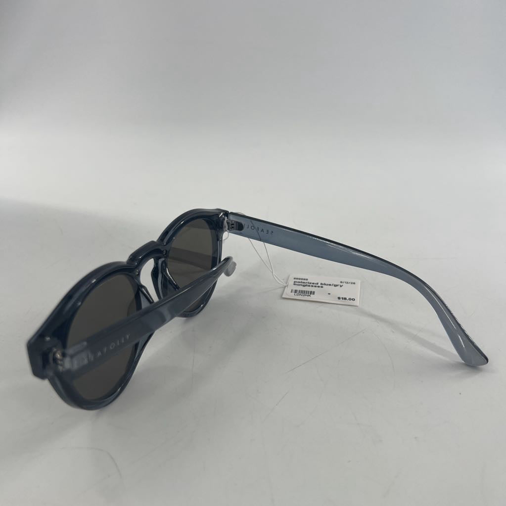 polarized blue/gry sunglasses
