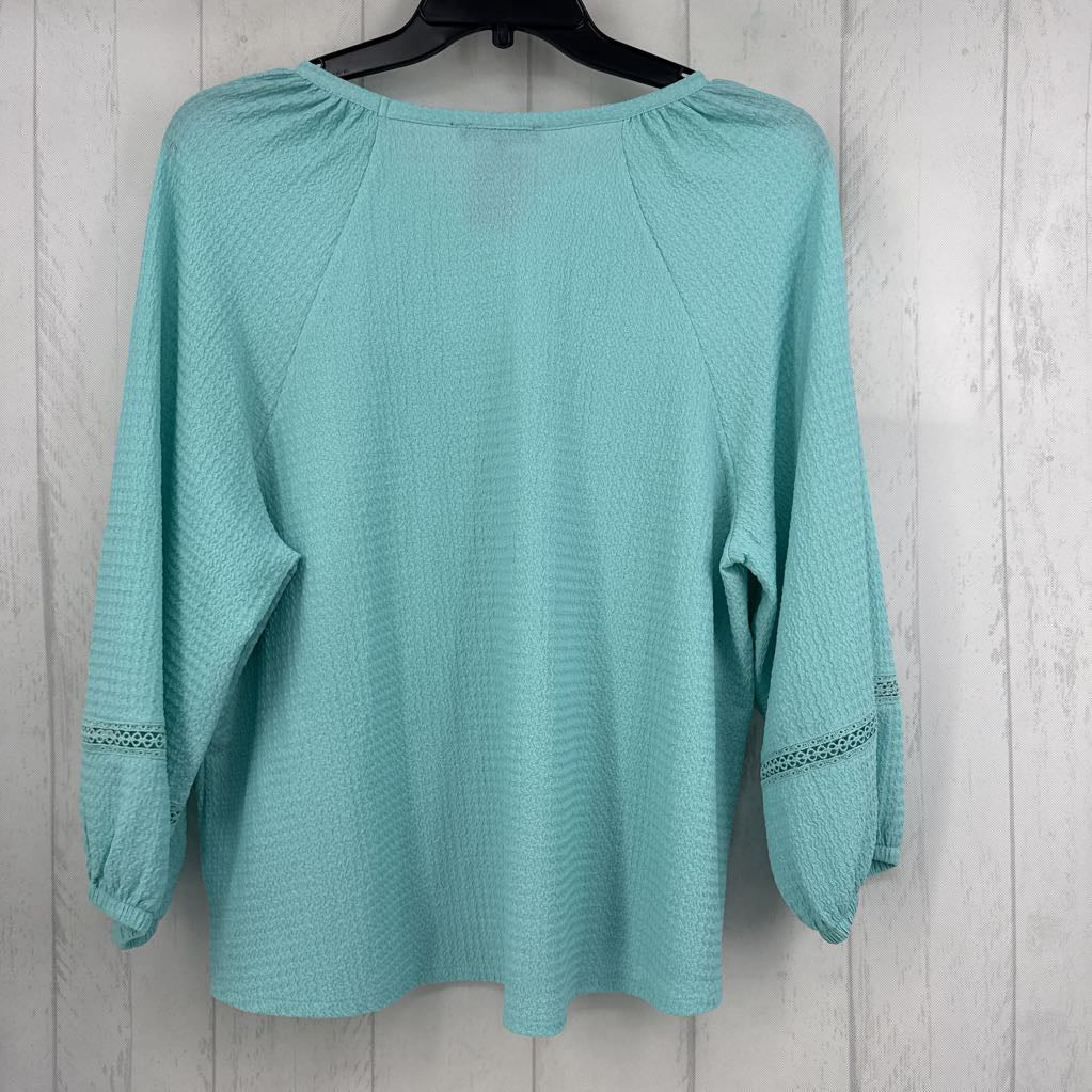 L textured l/s top