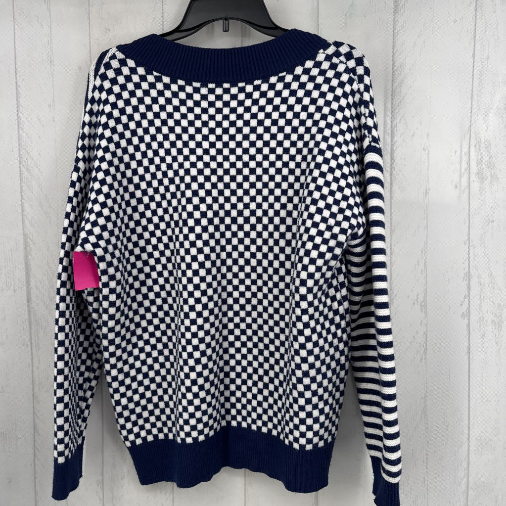 L striped & checkered v-neck sweater