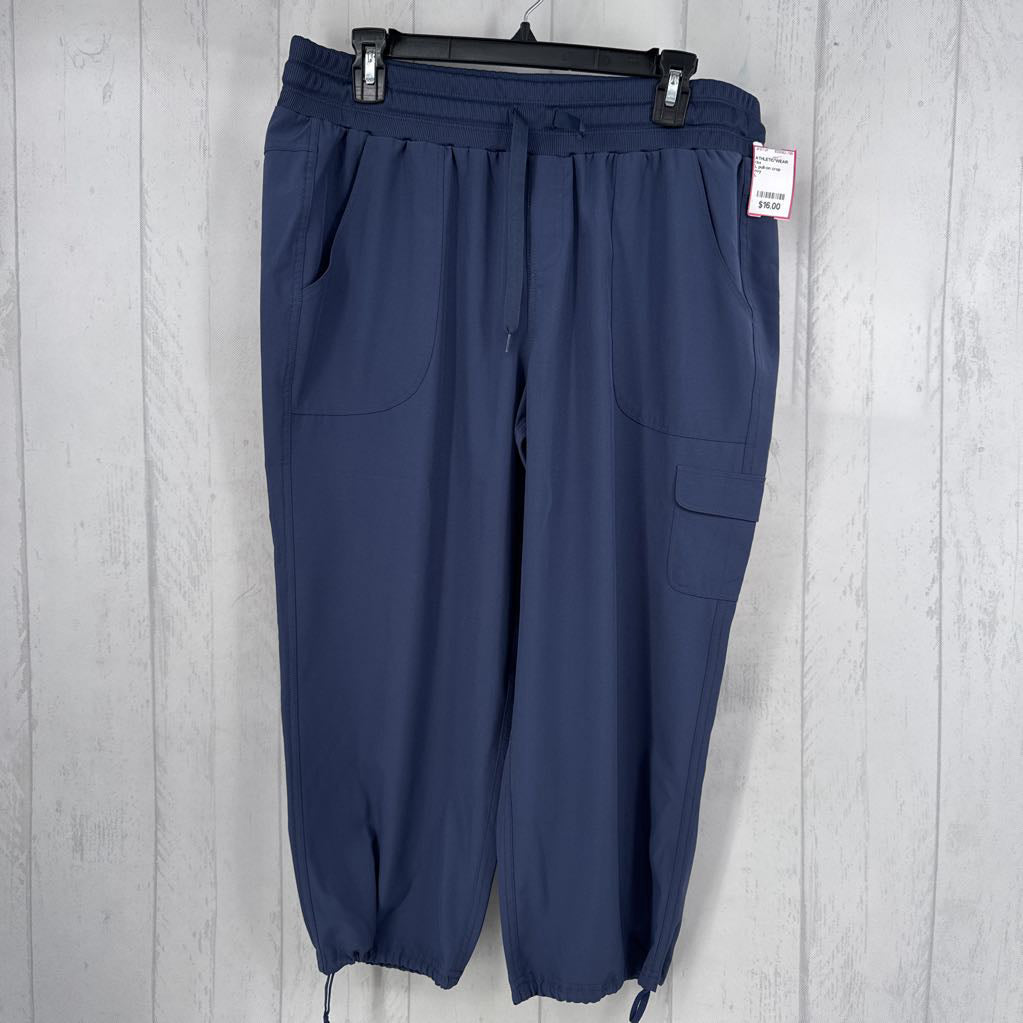 L pull-on crop joggers